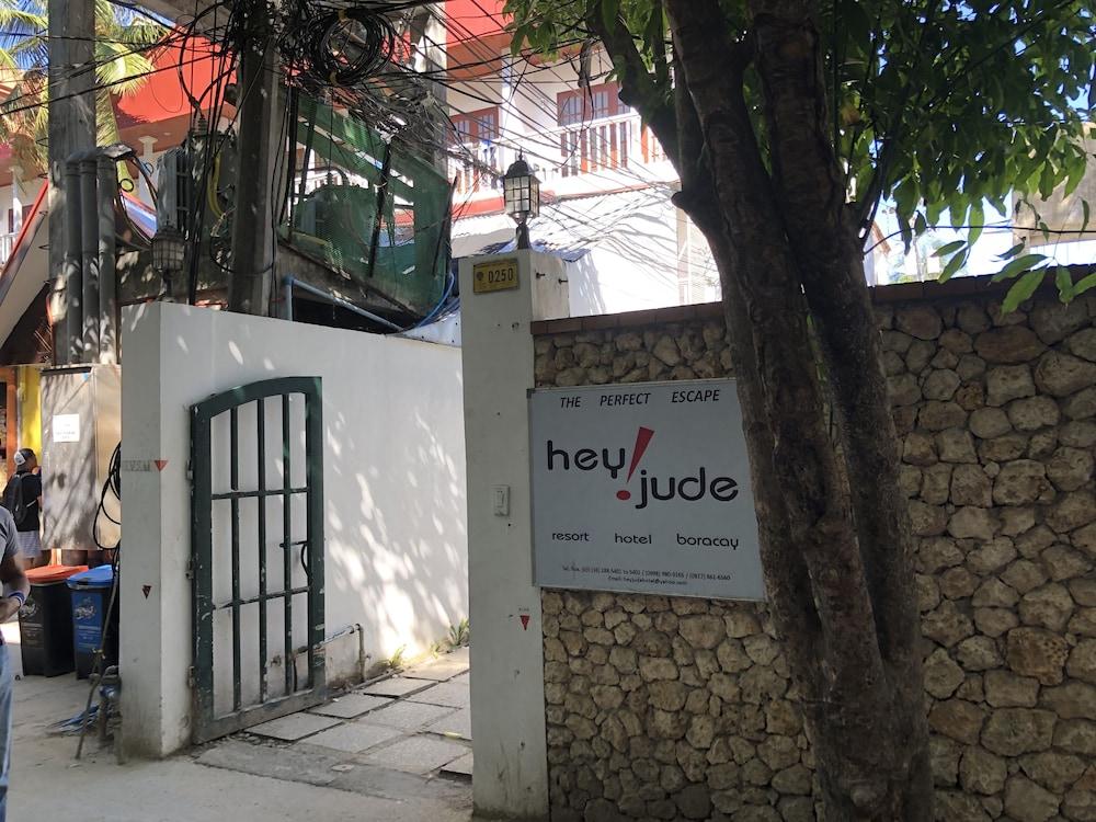 Hey Jude Resort Hotel Balabag  Exterior photo